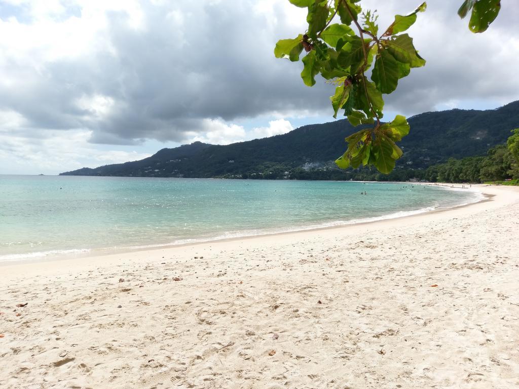 Flower Garden Self-Catering Apartments Beau Vallon  Esterno foto
