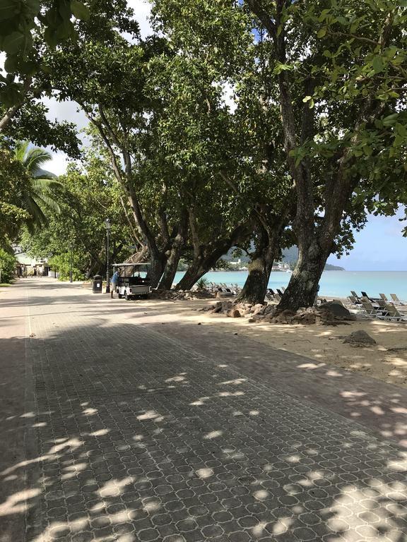 Flower Garden Self-Catering Apartments Beau Vallon  Esterno foto