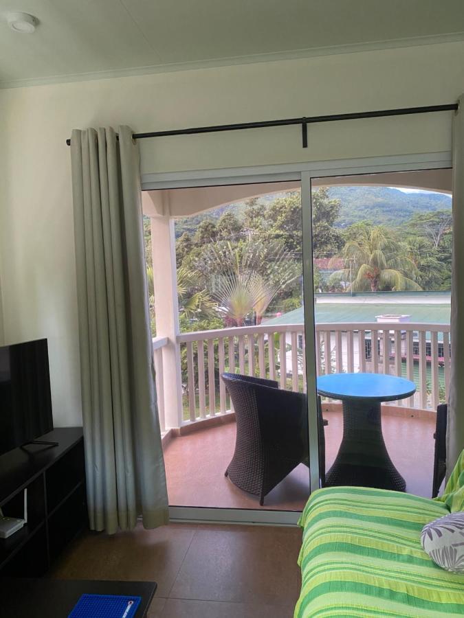 Flower Garden Self-Catering Apartments Beau Vallon  Esterno foto
